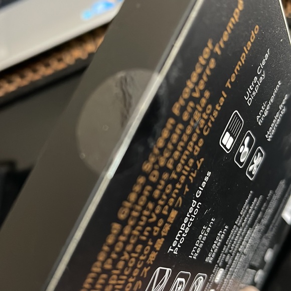 Screen Protectors-See pictures above for which one you need. - Picture 4 of 7